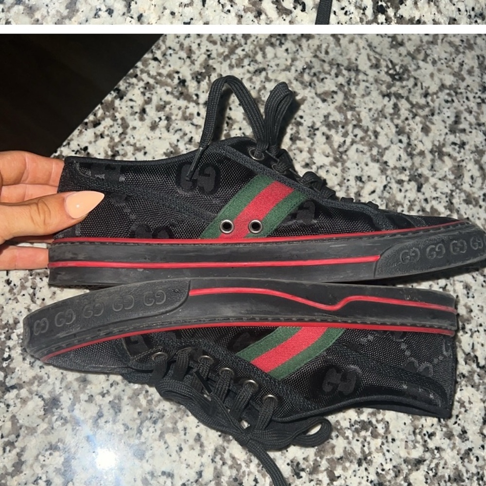Gucci Men’s Black Canvas Low-Top Sneaker with Red & Green Stripe - Picture 7 of 7